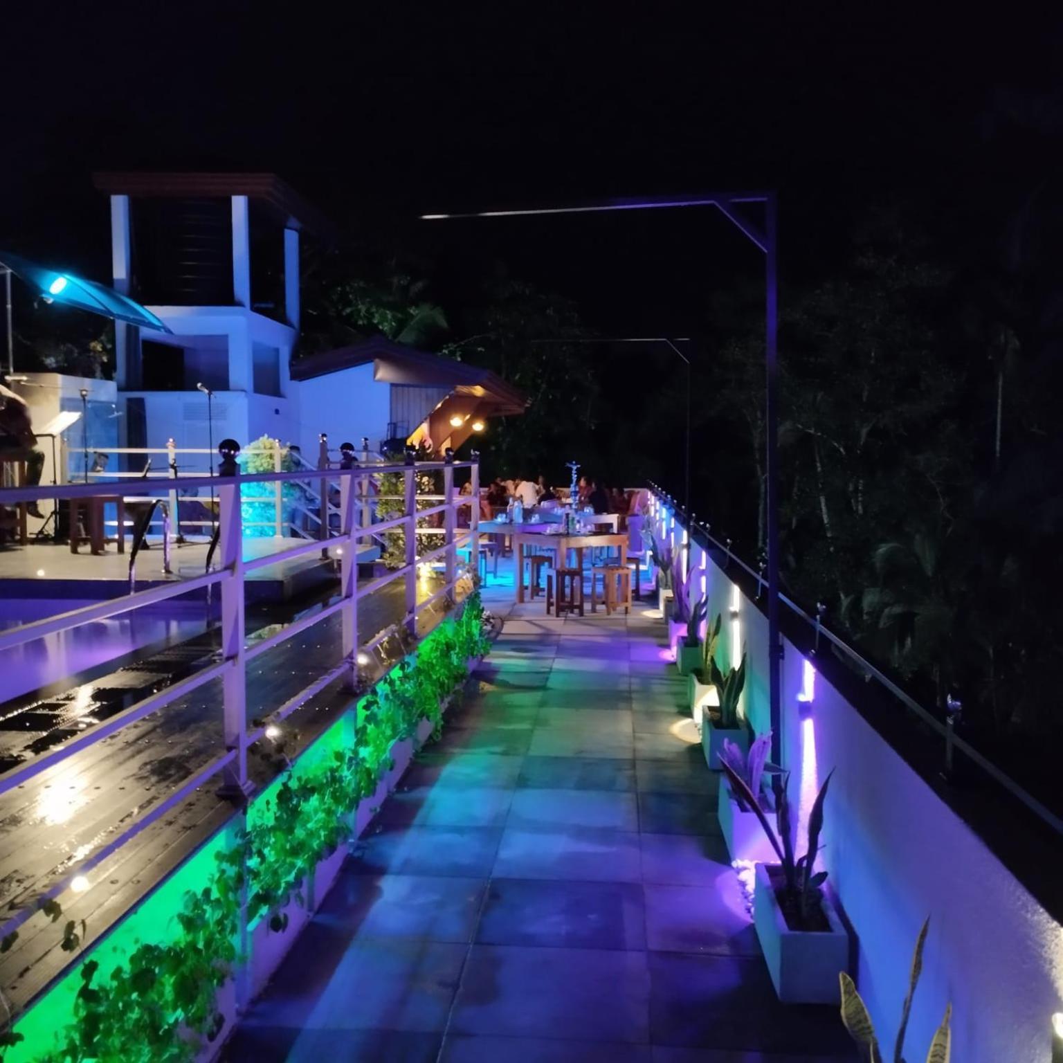 Hotel Sunny Cloud Harumalgoda Buitenkant foto